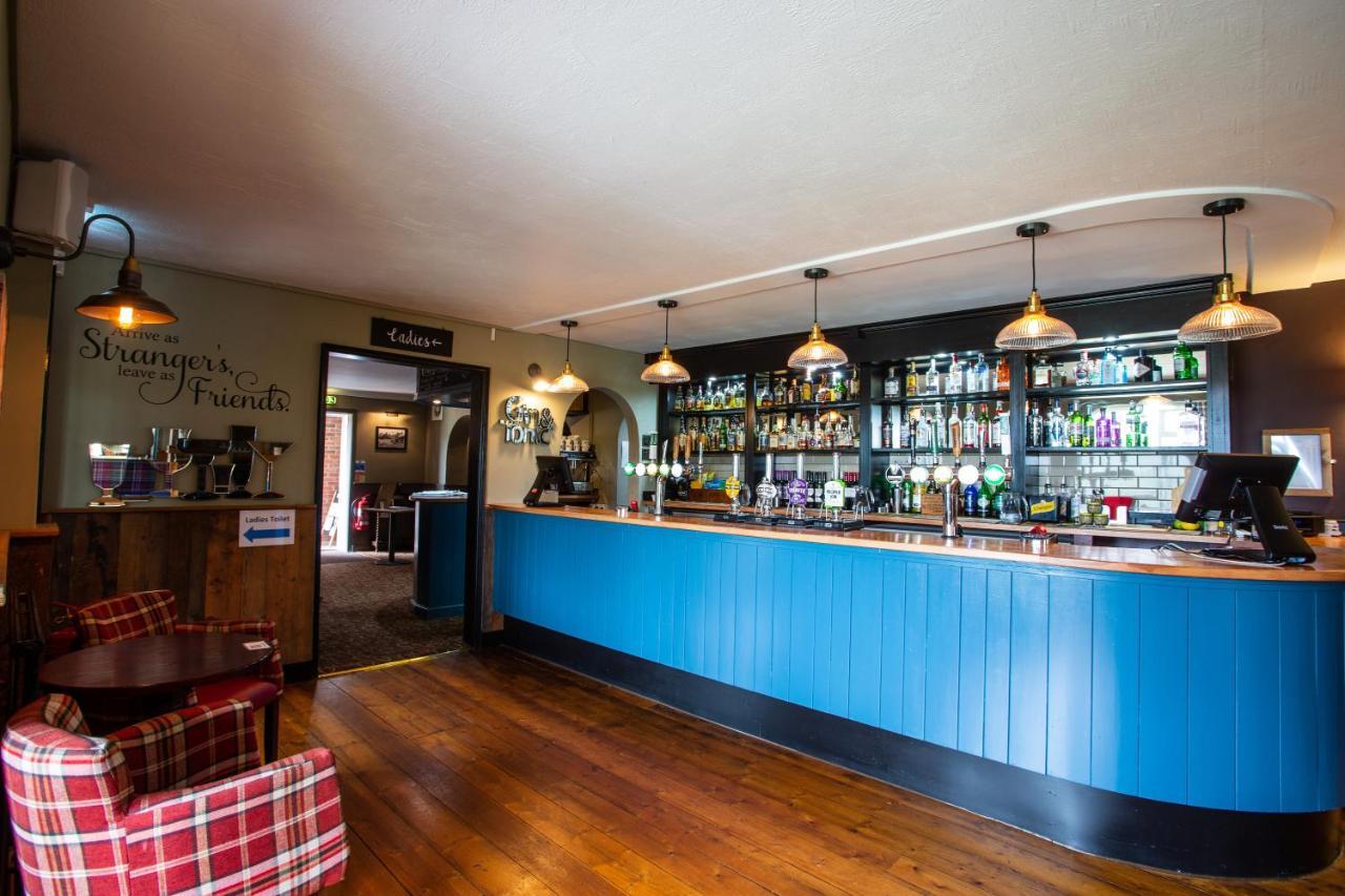 The Windmill Inn Watchet Exterior foto